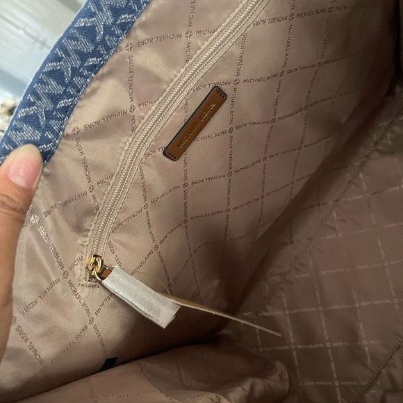 New Michael Kors miltela large tote denim multi - Picture 5 of 9